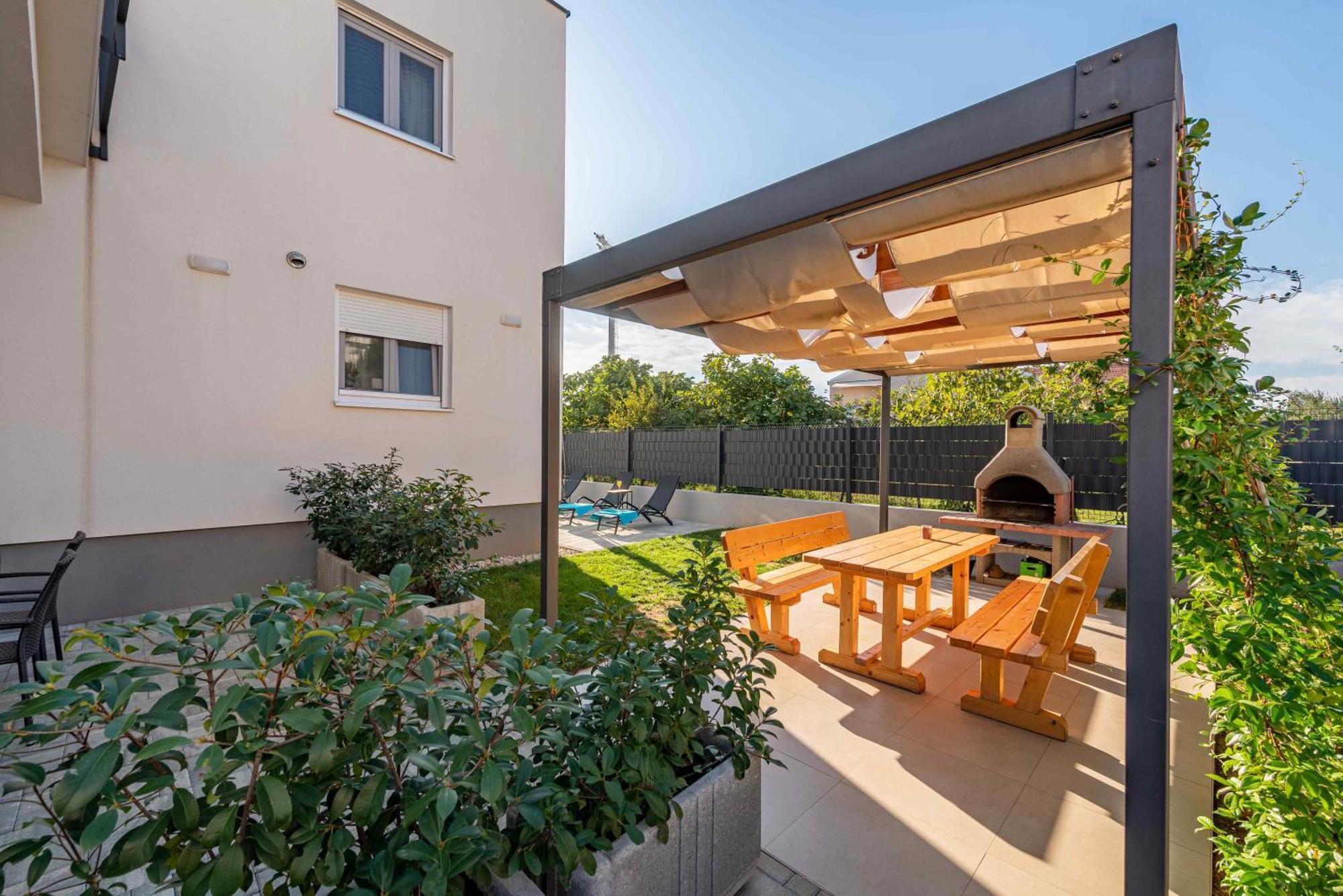 Apartmani Diva Zadar Eksteriør bilde